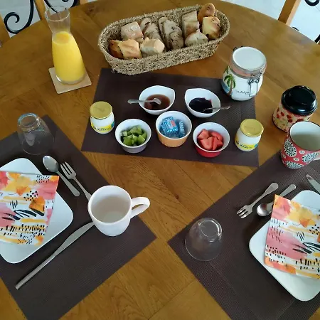 La De Seraphine Bed & Breakfast